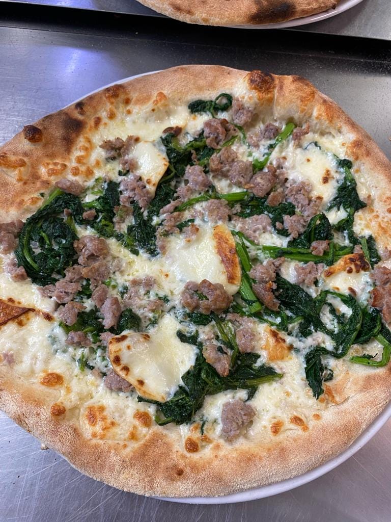 488991819_1308929867285924_1657808839164831119_n Pizzeria per eventi a Deliceto